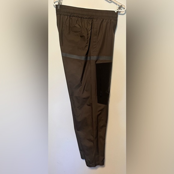 Oakley x Samuel Ross Green Tech Track Pants Size L NWOT - Picture 6 of 14